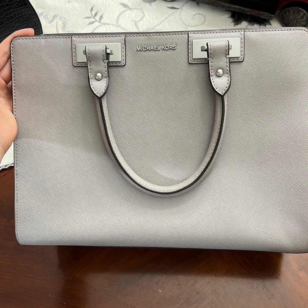 Brand New Michael Kors Purse Brand New Michael Kors Purse